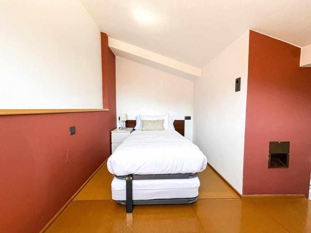 Loft Cort Reial Atico In The Heart Of The Old Town Apartment Girona Exterior photo